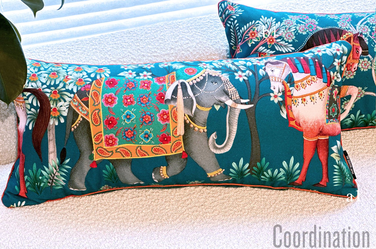 The Bohemian Rhapsodi ボヘミアンラプソディ(b2) 横長クッション 68cm×31cm 中材付 - HOUSE OF JAPAN Shop