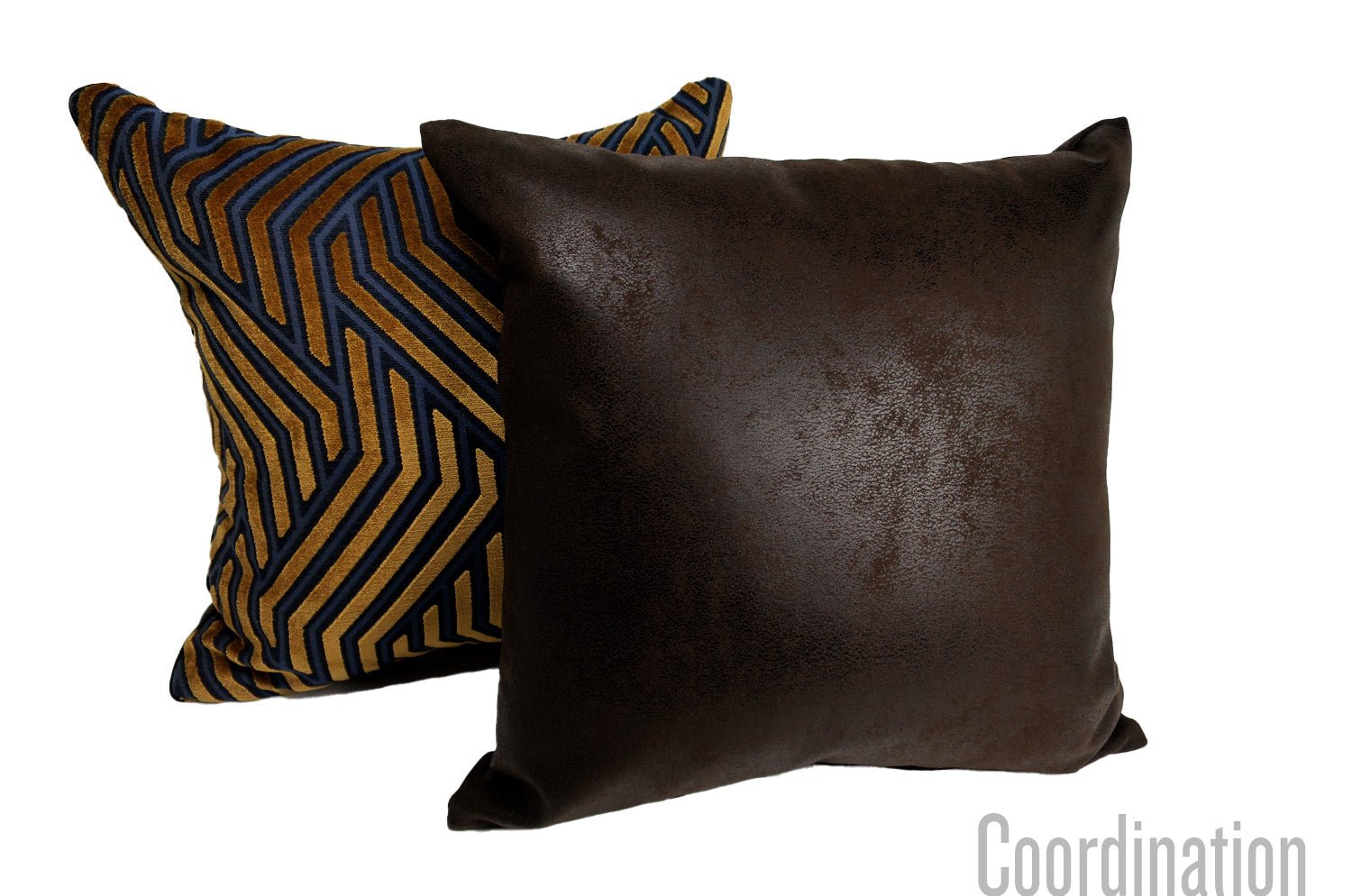 The BondLeather ブラウンレザー&ラッカーニジップクッションカバー 45×45cm - HOUSE OF JAPAN Shop