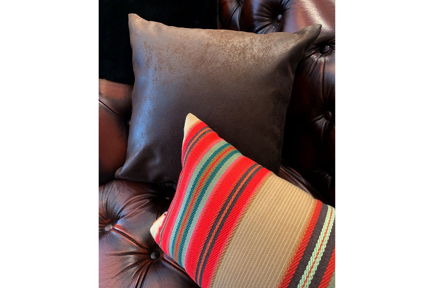 The BondLeather ブラウンレザー&ラッカーニジップクッションカバー 45×45cm - HOUSE OF JAPAN Shop