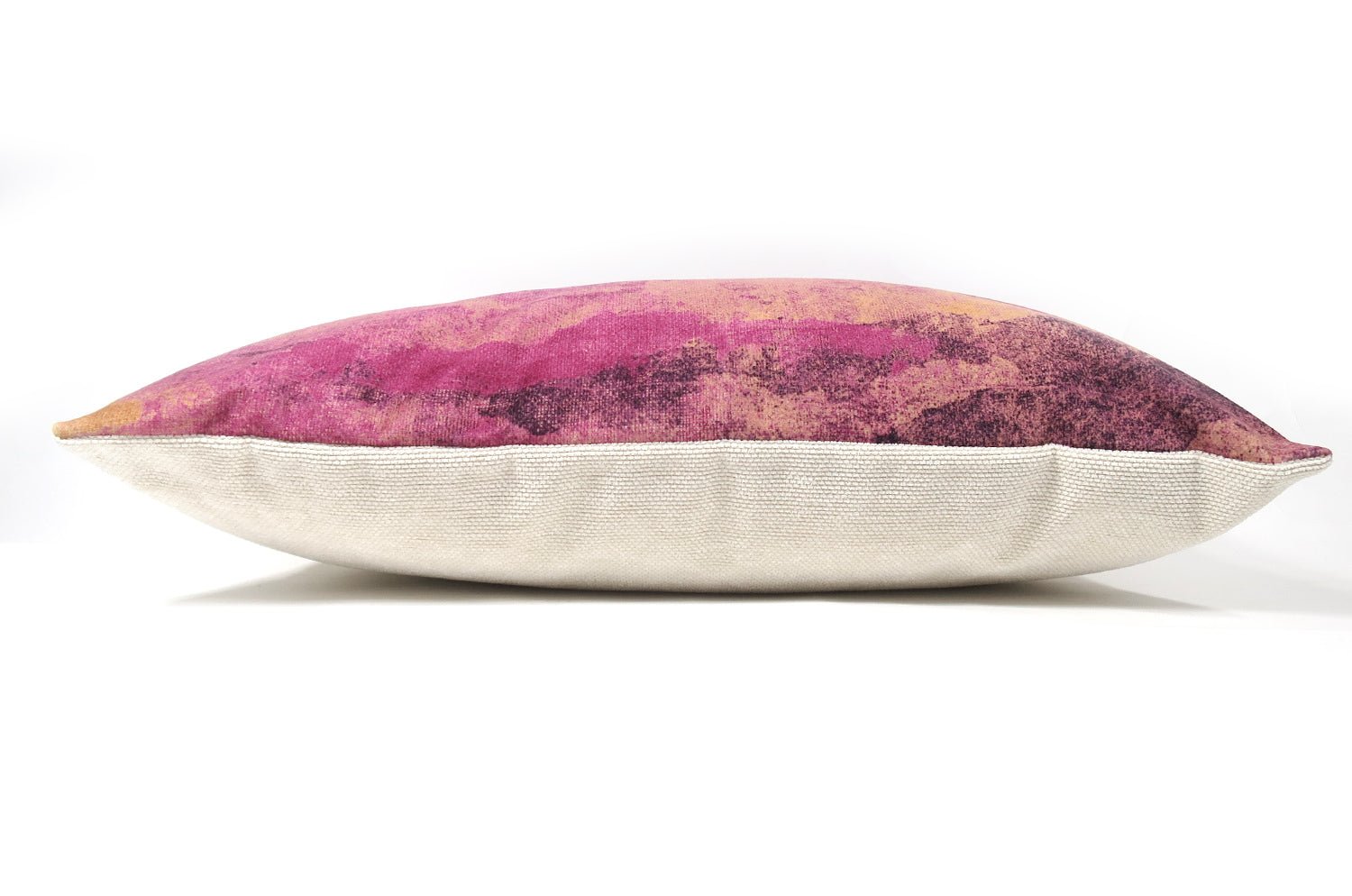 The Bordeaux Fluid スペイン製 起毛スエード調 クッション ボルドー 50×30cm 中材付 - HOUSE OF JAPAN Shop