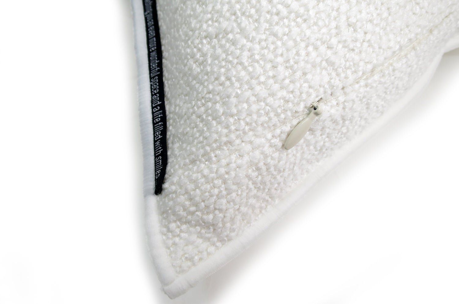 The Bouclette フランス製 ブークレ フレーム クッションカバー (blanc) 45×45cm - HOUSE OF JAPAN Shop