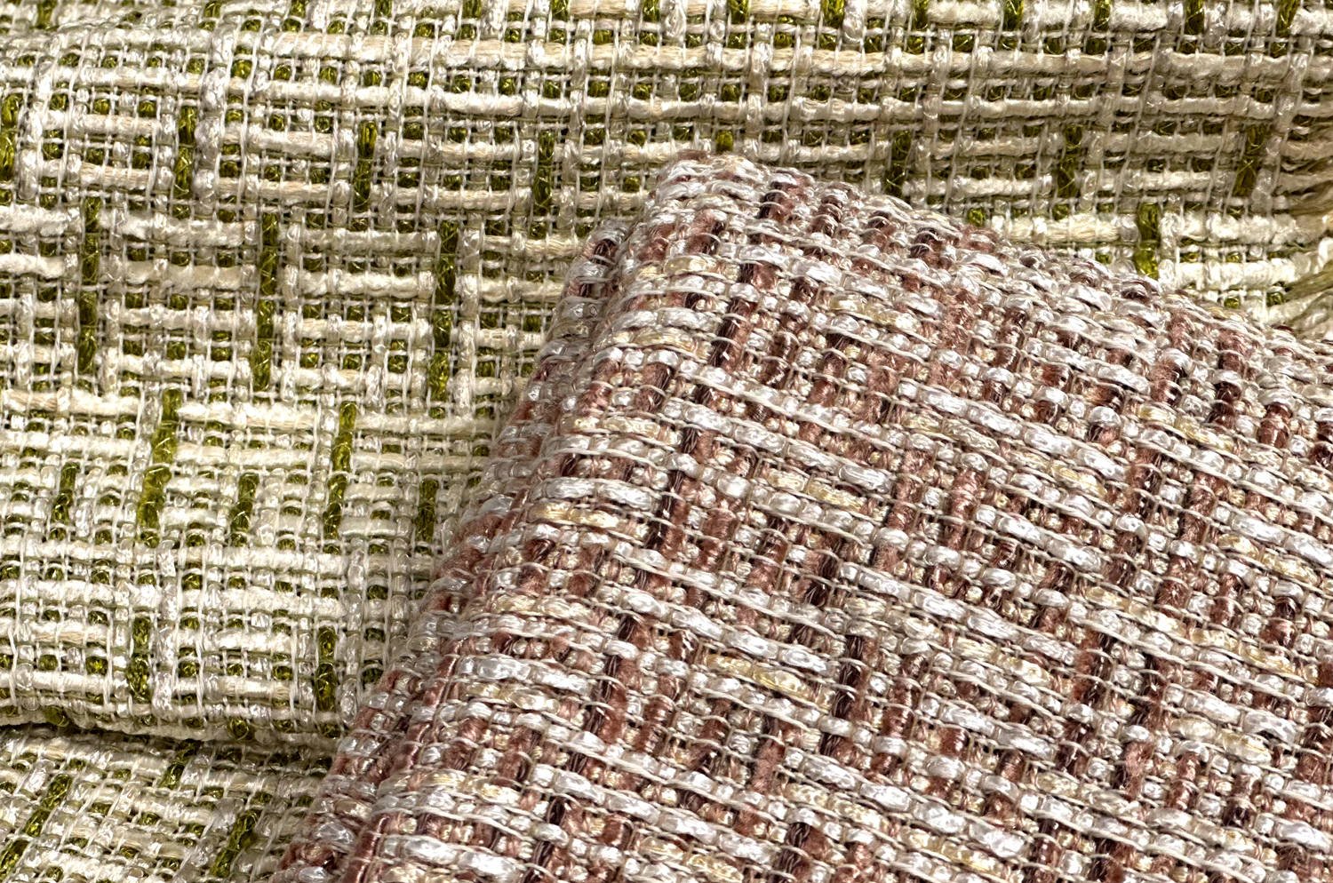 The Brochier Gru ブロシエ グル ベルベットパイピング ジャガードクッション(Blush)45×30cm フェザー中材付 - HOUSE OF JAPAN Shop