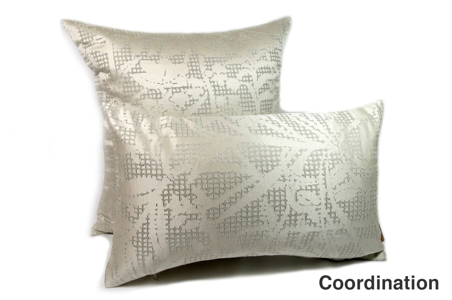 The CARACAS アルマーニカーザ カラカス クッション(アイボリー) 50×30cm 中材付 - HOUSE OF JAPAN Shop