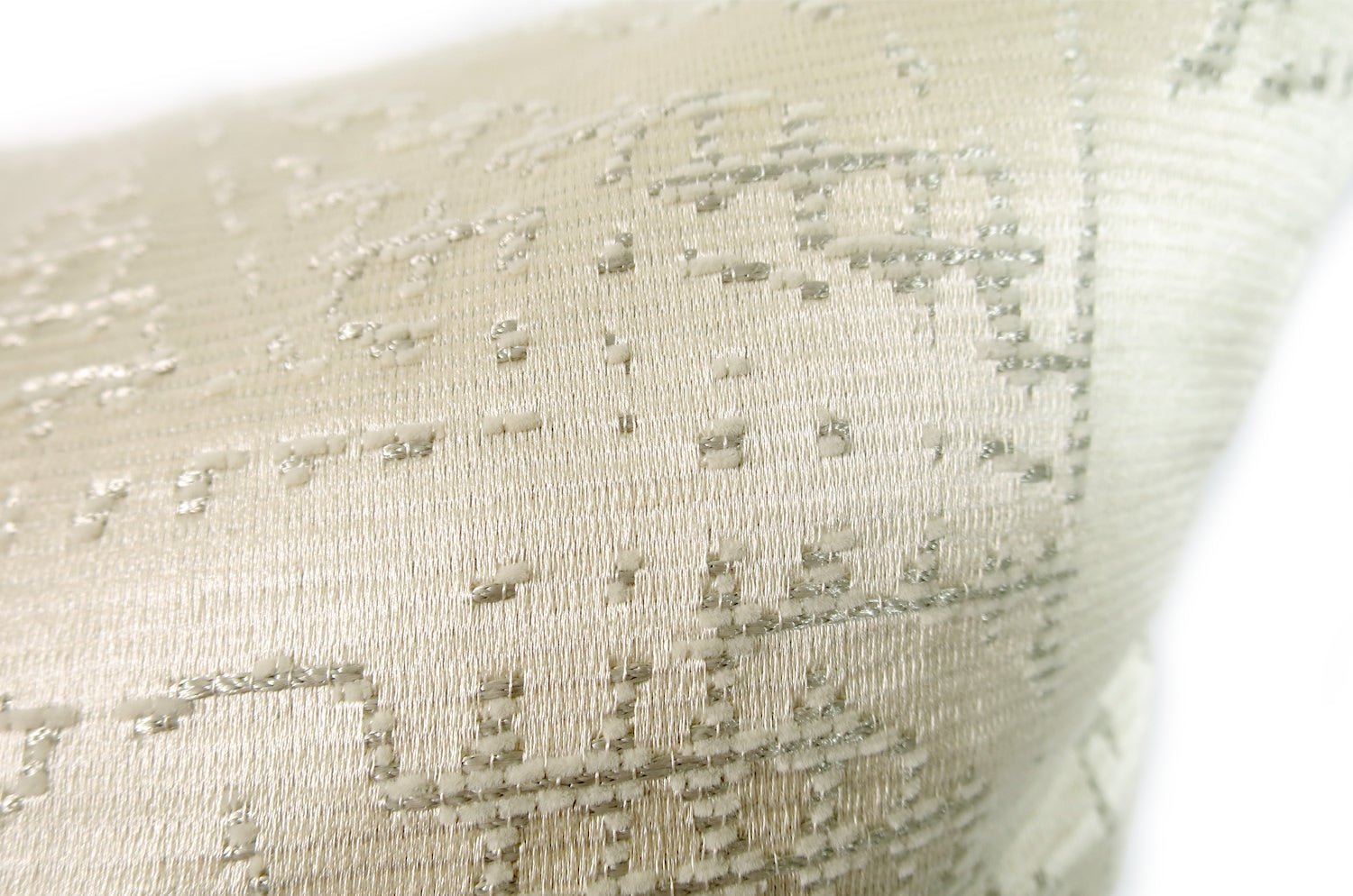 The CARACAS アルマーニカーザ カラカスクッションカバー(アイボリー) 50×50cm - HOUSE OF JAPAN Shop