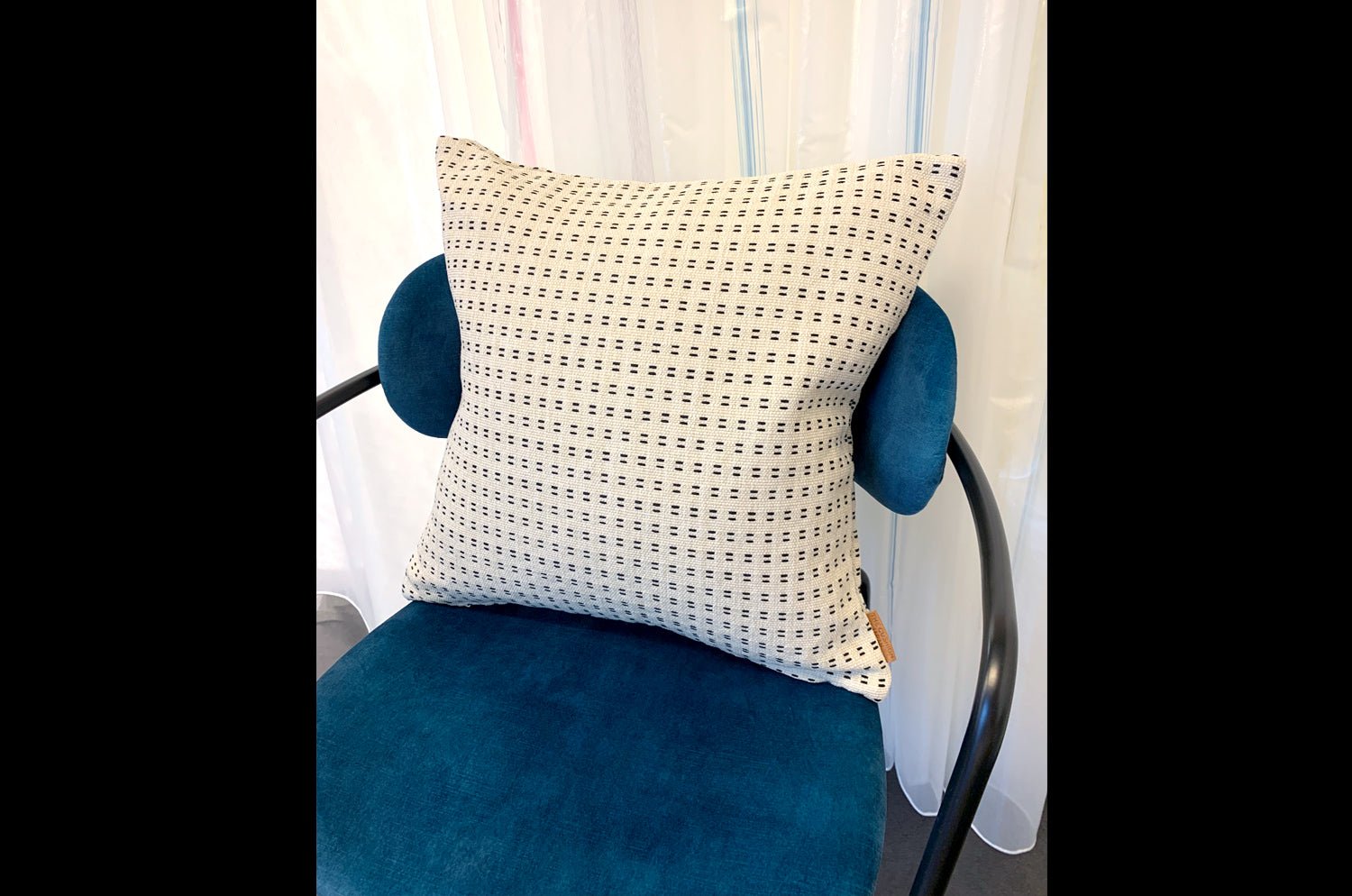 The Carnegie アウトドア&インドアファブリック カーネギー クッションカバー 40×40cm - HOUSE OF JAPAN Shop