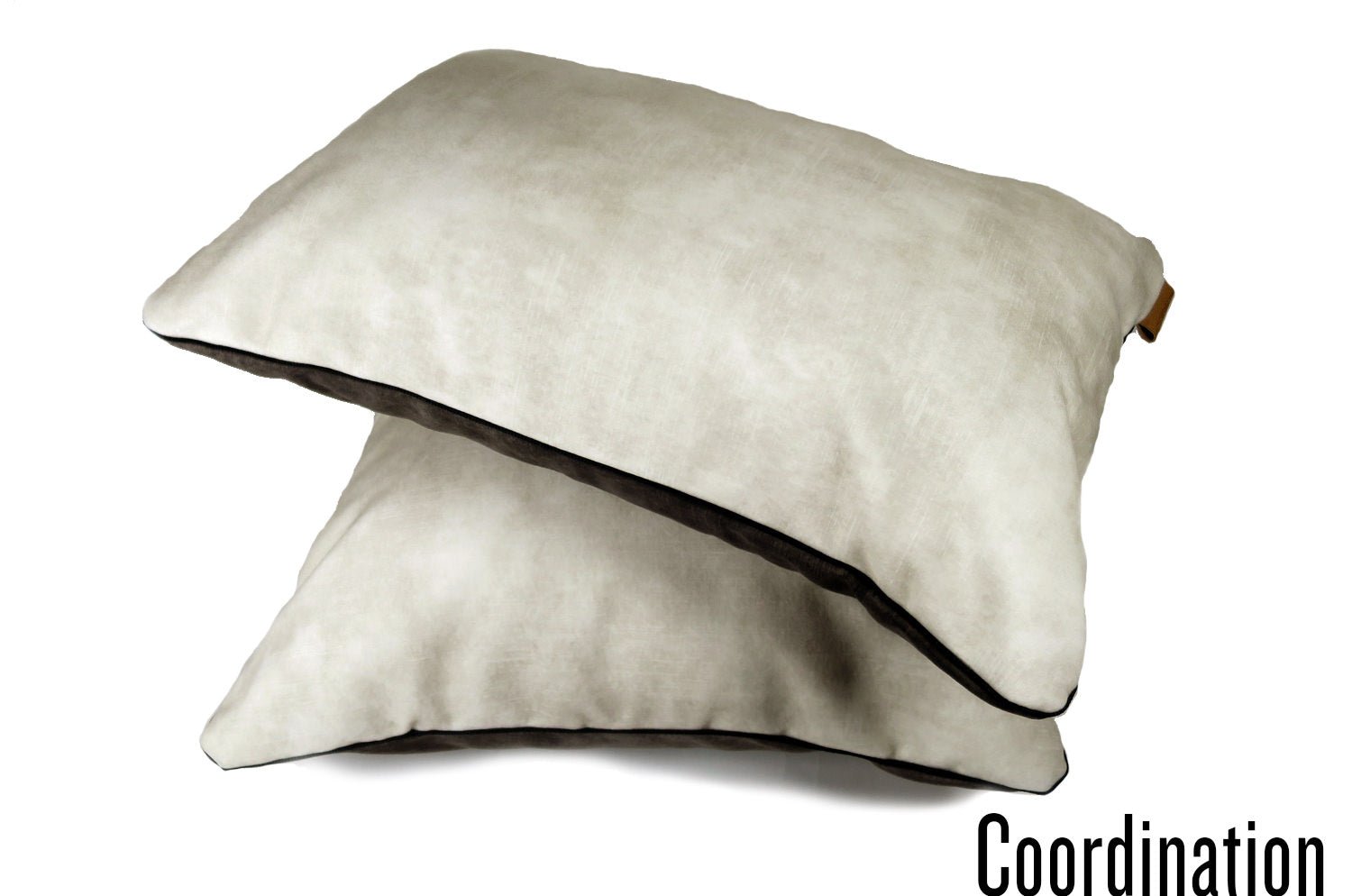 The CASAMANCE カサマンス ニット・ ベルベット ツートンクッション (アッシュグレー&アイボリーホワイト) 45×30cm 中材付 - HOUSE OF JAPAN Shop