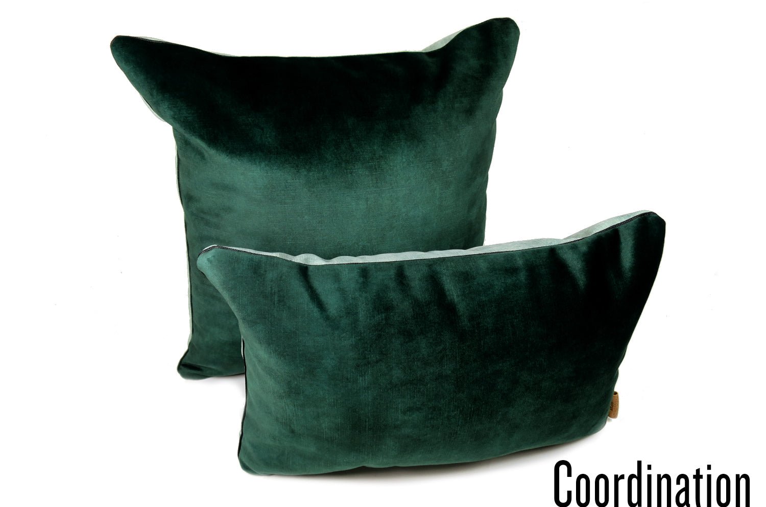 The CASAMANCE カサマンス ニット・ベルベット ツートンクッション (ファーグリーン&アクアグリーン) 45×30cm 中材付 - HOUSE OF JAPAN Shop