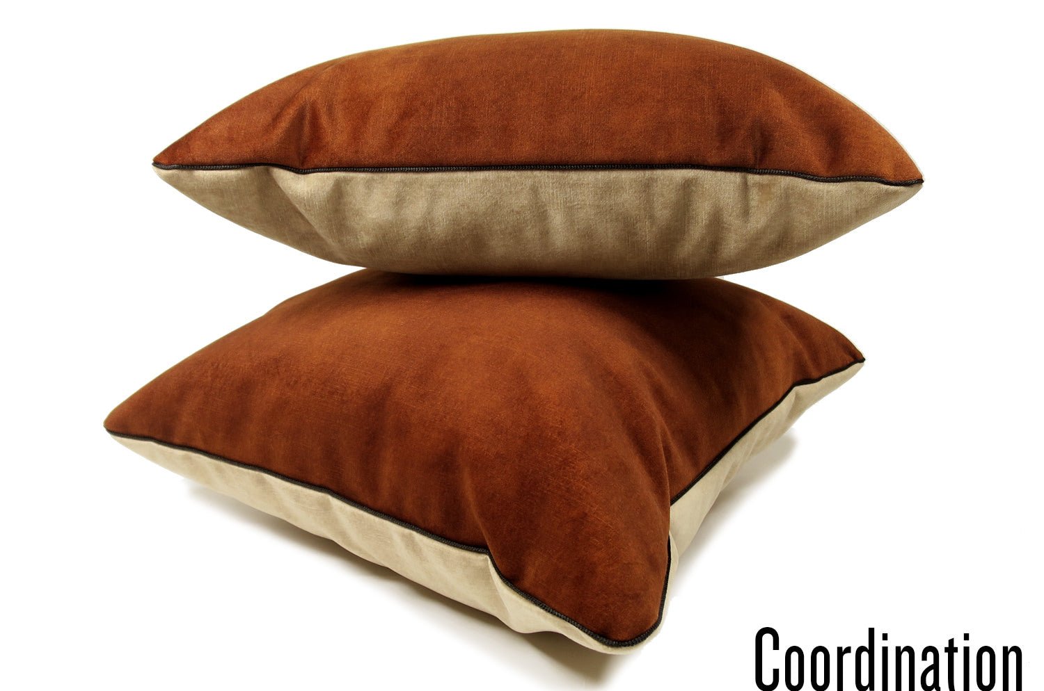 The CASAMANCE カサマンス ニット・ ベルベット ツートンクッション (チョコレート&ベージュ) 45×30cm 中材付 - HOUSE OF JAPAN Shop