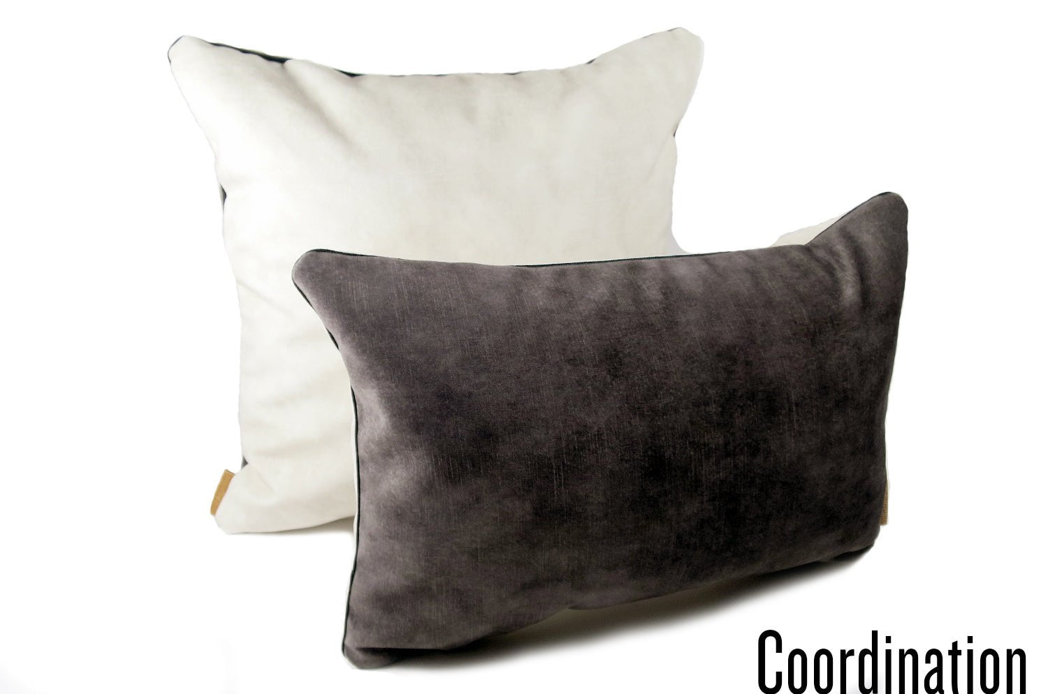 The CASAMANCE カサマンス ニット・ ベルベット ツートンクッション (アッシュグレー&アイボリーホワイト) 45×30cm 中材付 - HOUSE OF JAPAN Shop