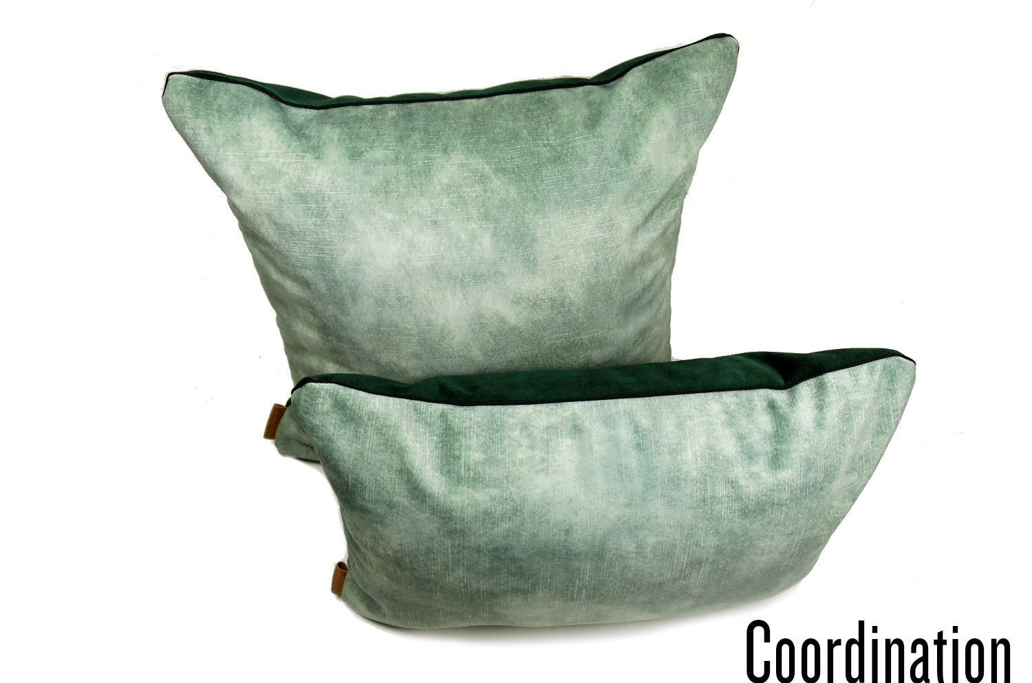 The CASAMANCE カサマンス ニット・ベルベット ツートンクッション (ファーグリーン&アクアグリーン) 45×30cm 中材付 - HOUSE OF JAPAN Shop