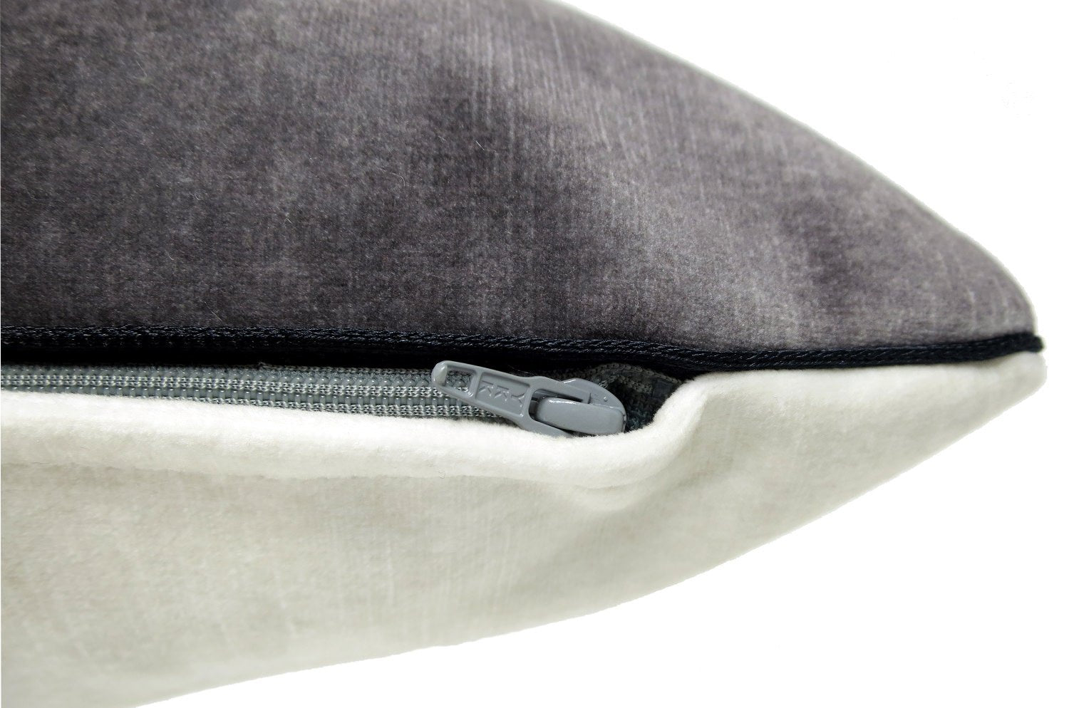 The CASAMANCE カサマンス ニット・ベルベット ツートンクッション (アッシュグレー&アイボリーホワイト) 50×30cm 中材付 - HOUSE OF JAPAN Shop