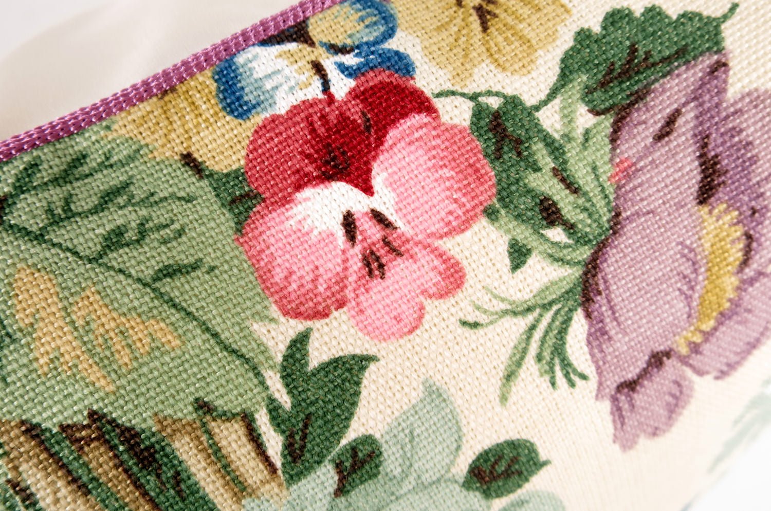 The Chatsworth by Sanderson チャッツワースの庭園 クッション 60×35cm 中材付 - HOUSE OF JAPAN Shop