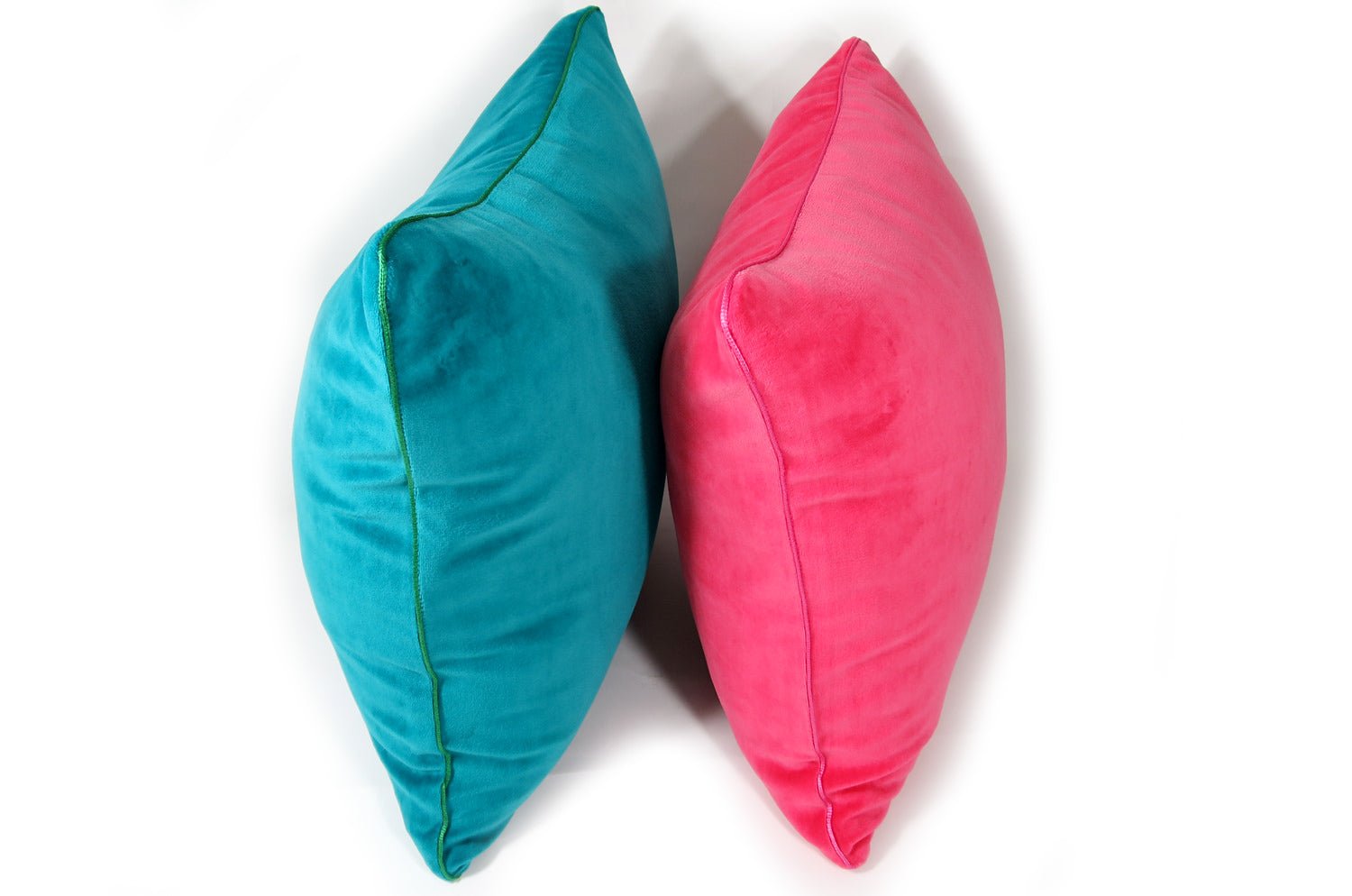 The Cherry Pink Velour コットンベロアクッションカバー チェリーピンク 45×45cm - HOUSE OF JAPAN Shop