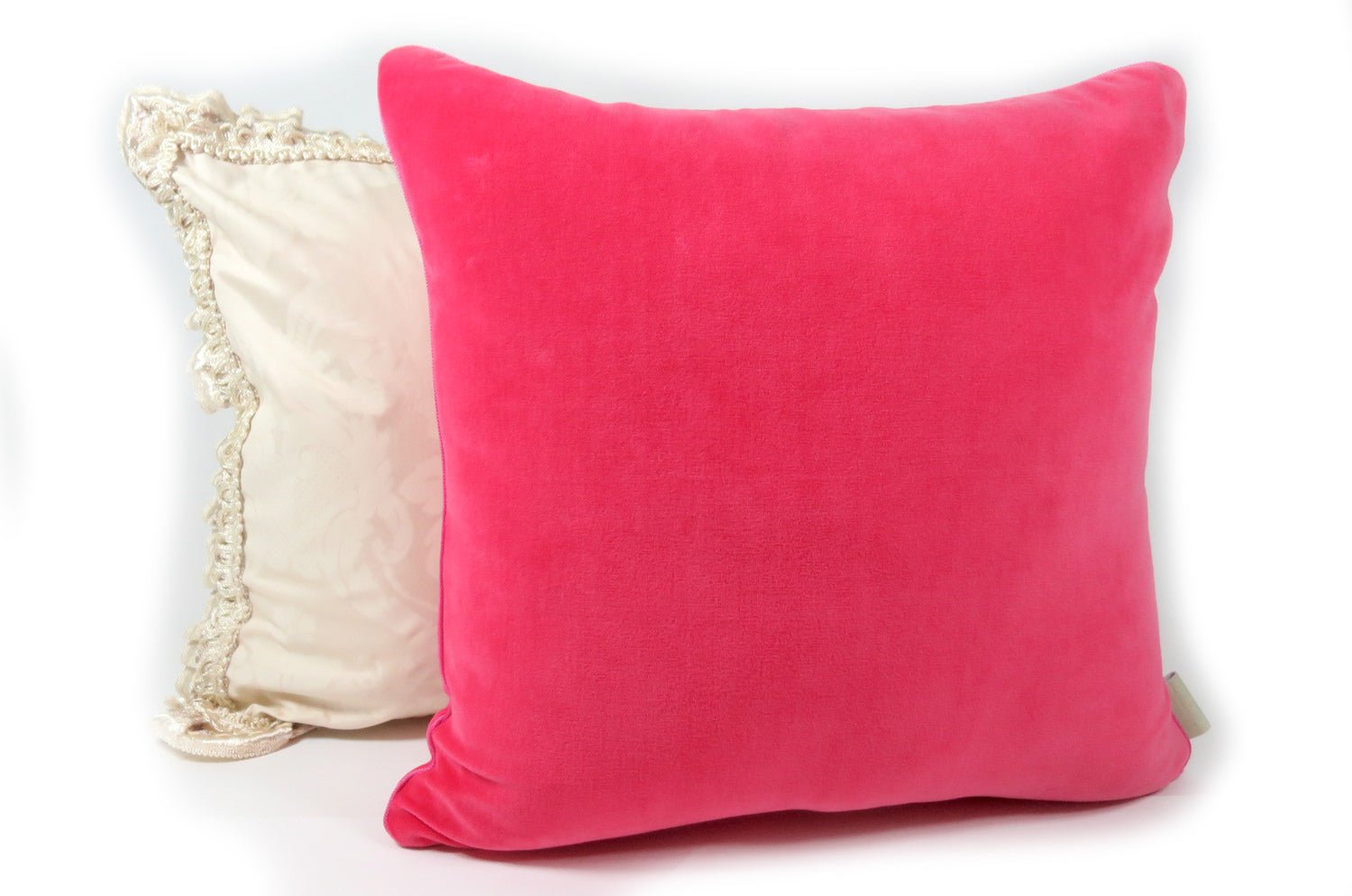The Cherry Pink Velour コットンベロアクッションカバー チェリーピンク 45×45cm - HOUSE OF JAPAN Shop
