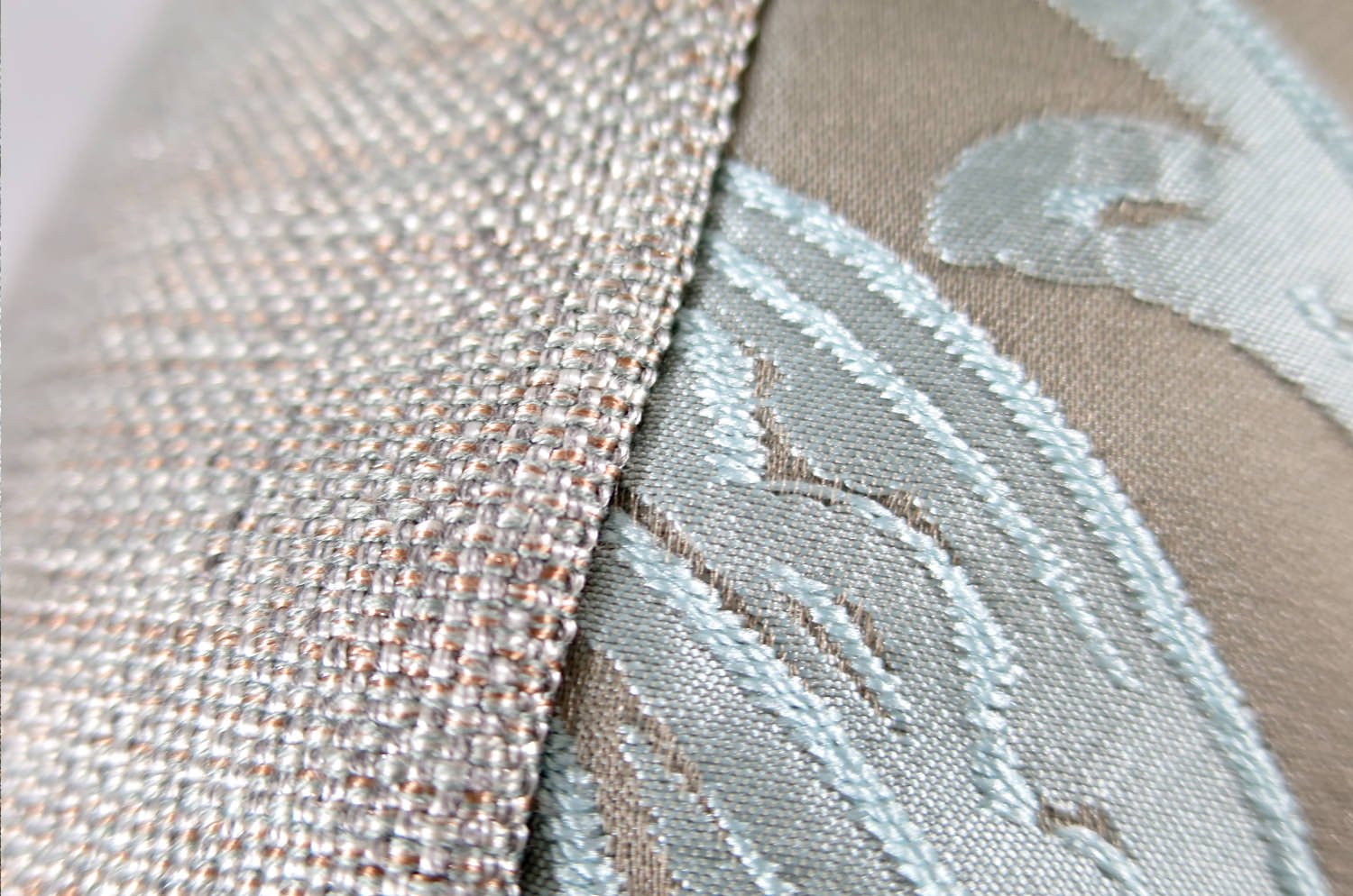 The Classic paisley クラシックペーズリー柄 クッションカバー スカイブルー×カーキ 50×50cm - HOUSE OF JAPAN Shop