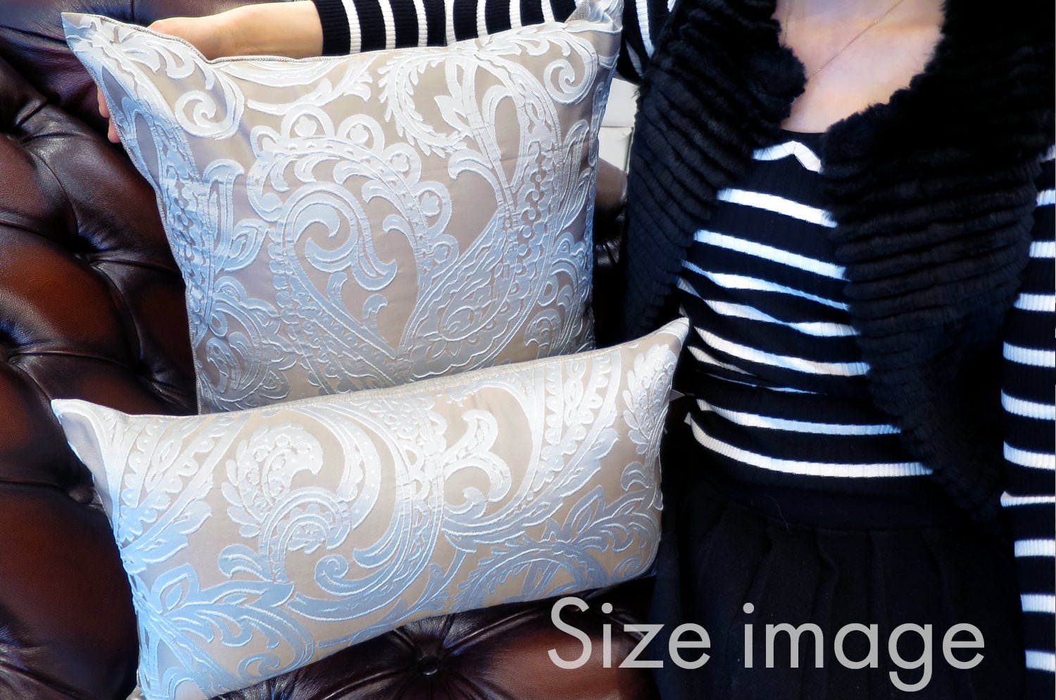 The Classic paisley クラシックペーズリー柄 クッションカバー スカイブルー×カーキ 50×50cm - HOUSE OF JAPAN Shop