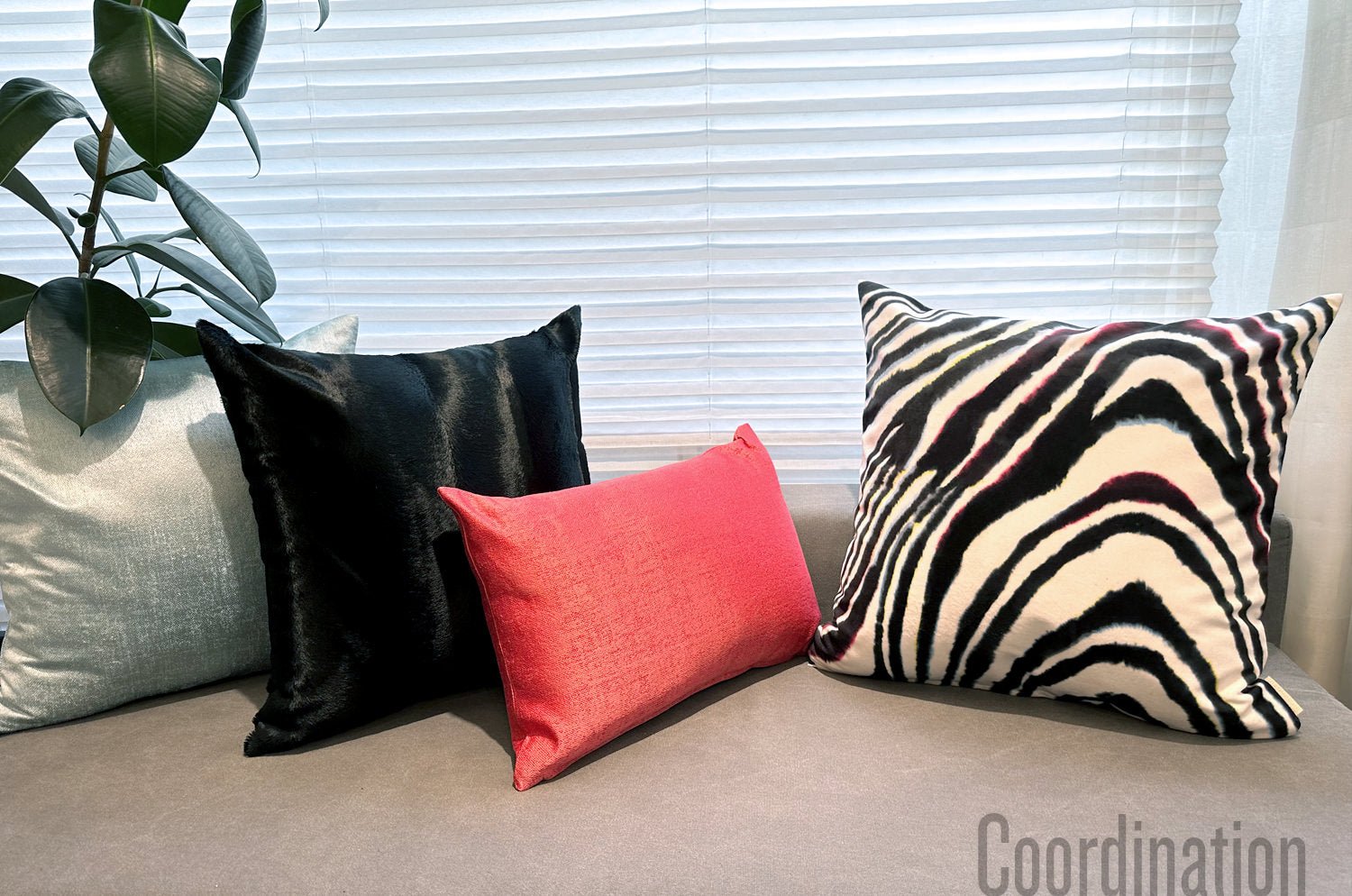 The Color Marble スペイン製起毛スエードタッチ カラーマーブルクッションカバー 50×50cm - HOUSE OF JAPAN Shop