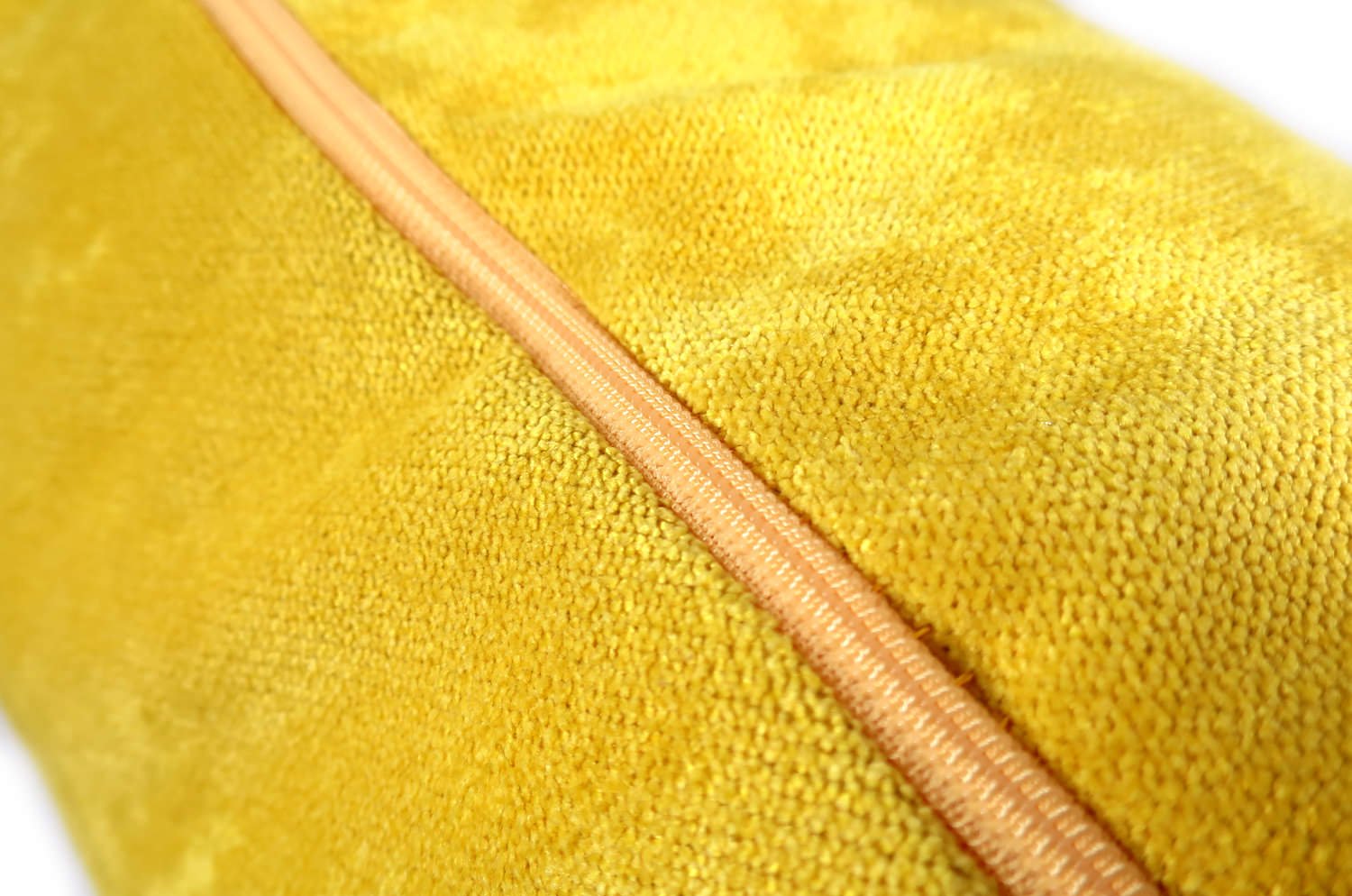 The Colorful Fringe 花畑カラフルフリンジクッション イエロー 66×38cm 中材付 - HOUSE OF JAPAN Shop