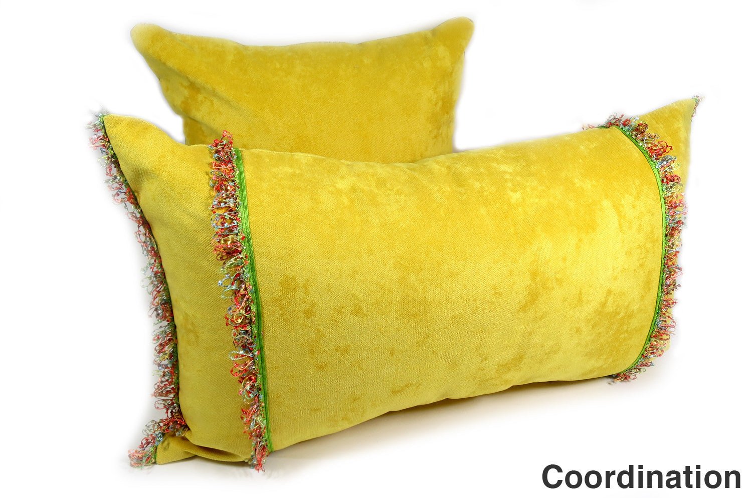 The Colorful Fringe 花畑カラフルフリンジクッション イエロー 66×38cm 中材付 - HOUSE OF JAPAN Shop