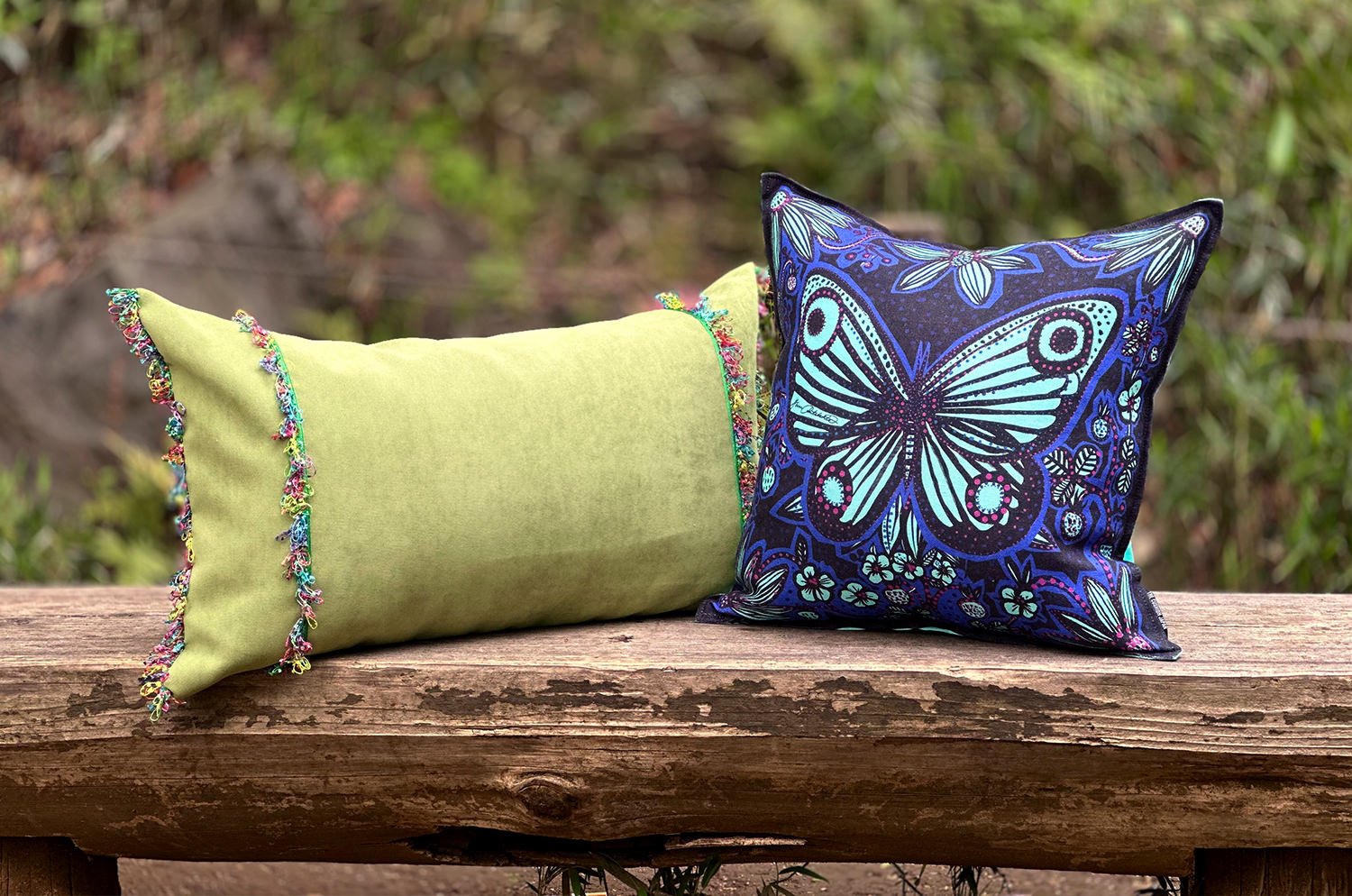 The Colorful Fringe 花畑カラフルフリンジクッション ライムグリーン 66×38cm 中材付 - HOUSE OF JAPAN Shop