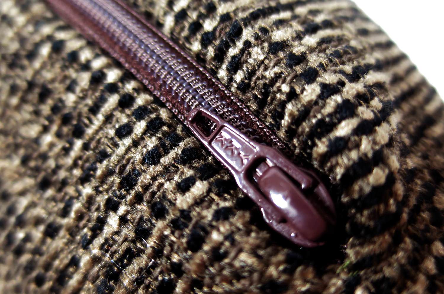 The Cool Mix Jacquard ミックスジャカードクッションカバー ダークブラウン 45×45cm - HOUSE OF JAPAN Shop