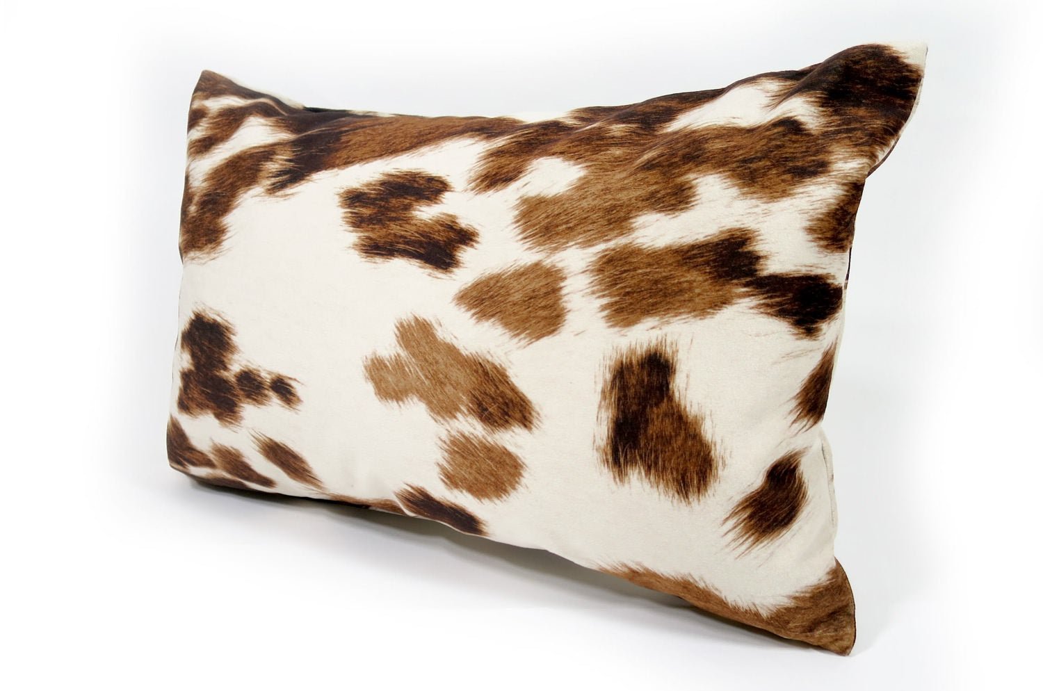 The Cow スペイン製起毛スエードタッチ 牛柄クッション ライトブラウン 45×30cm 中材付 - HOUSE OF JAPAN Shop