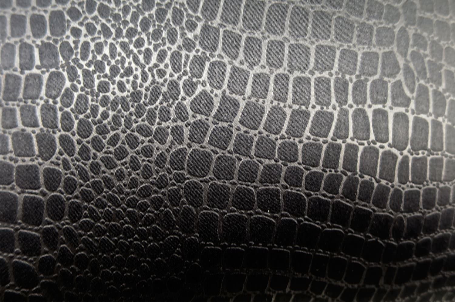 The Crocodile クロコ型押し柄クッションカバー ブラック 45×45cm - HOUSE OF JAPAN Shop