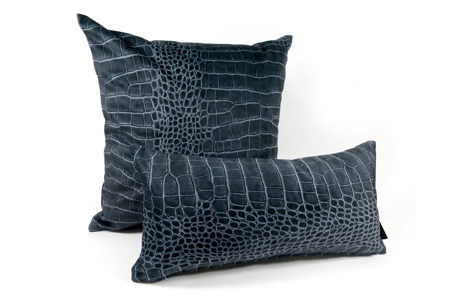 The Crocodile スペイン製起毛スエード調クロコ柄クッションカバー ブラック 50×50cm - HOUSE OF JAPAN Shop