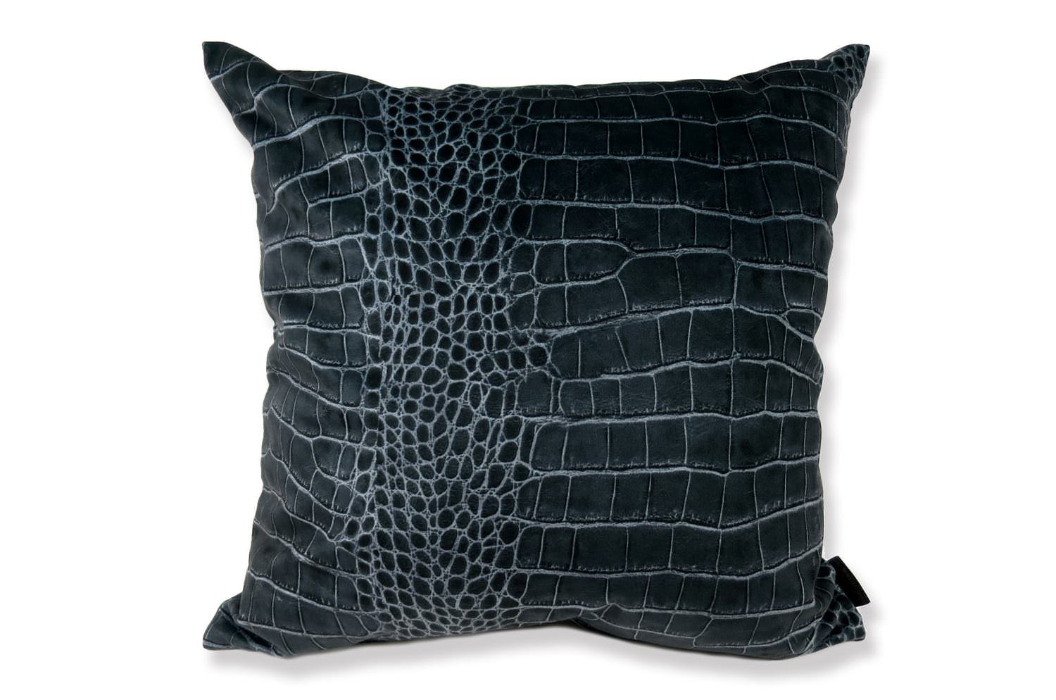 The Crocodile スペイン製起毛スエード調クロコ柄クッションカバー ブラック 50×50cm - HOUSE OF JAPAN Shop