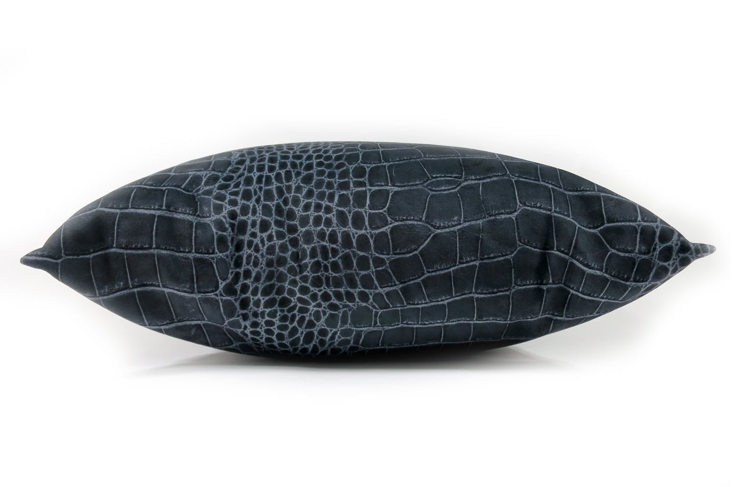 The Crocodile スペイン製起毛スエード調クロコ柄クッションカバー ブラック 50×50cm - HOUSE OF JAPAN Shop