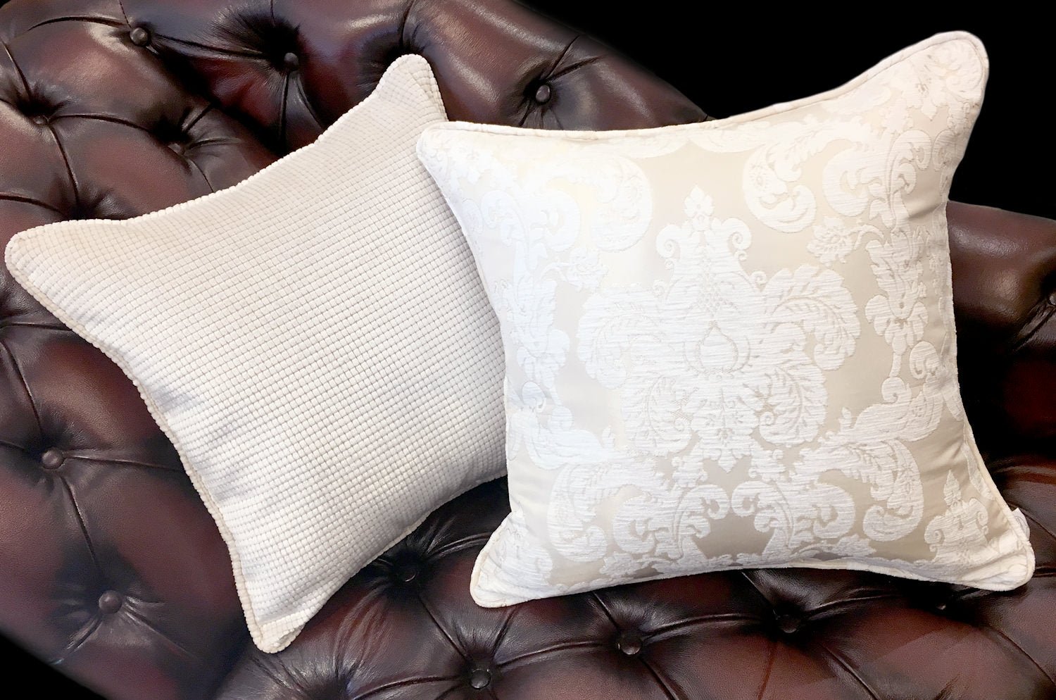 The Cut Velvet シャインカットベルベット パイピング付クッションカバー ホワイト 45×45cm - HOUSE OF JAPAN Shop