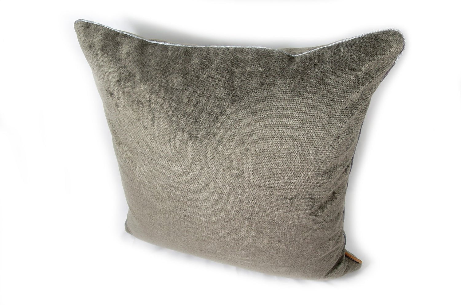 The Cute Velvet キュートベルベットクッションカバー クールグレー 45×45cm - HOUSE OF JAPAN Shop