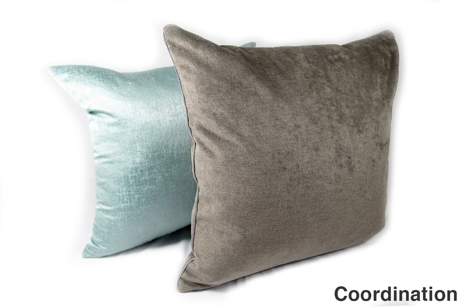 The Cute Velvet キュートベルベットクッションカバー クールグレー 45×45cm - HOUSE OF JAPAN Shop