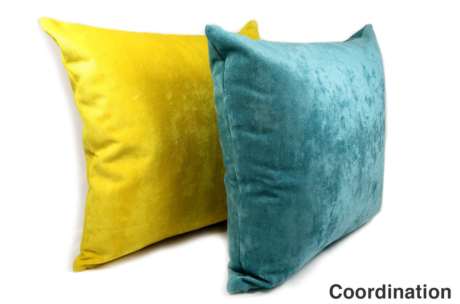 The Cute Velvet キュートベルベットクッションカバー イエロー 50×50cm - HOUSE OF JAPAN Shop