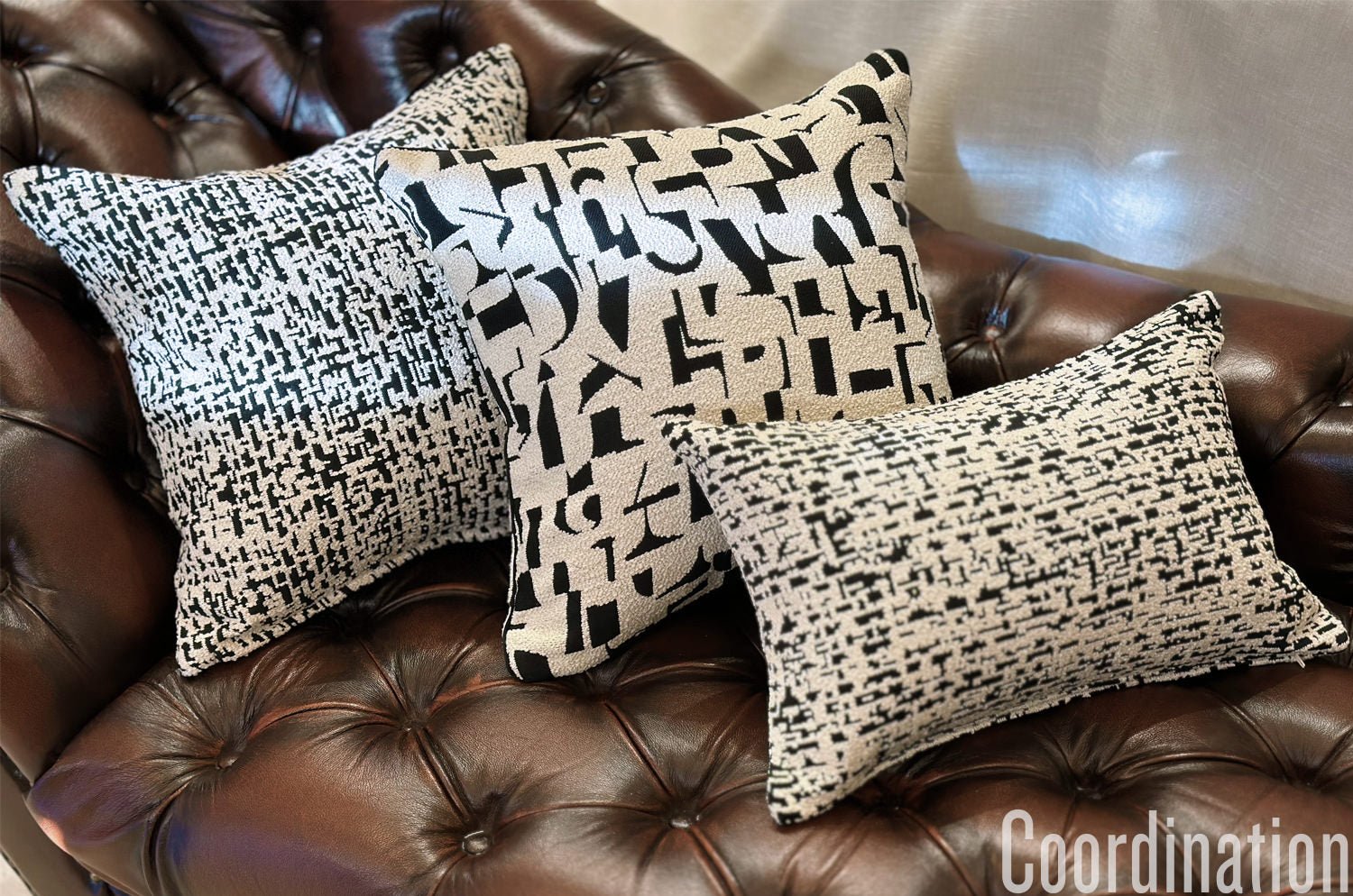 The DOTS ドット フレンチジャカード クッション (ノワール) 45×30cm 中材付 - HOUSE OF JAPAN Shop