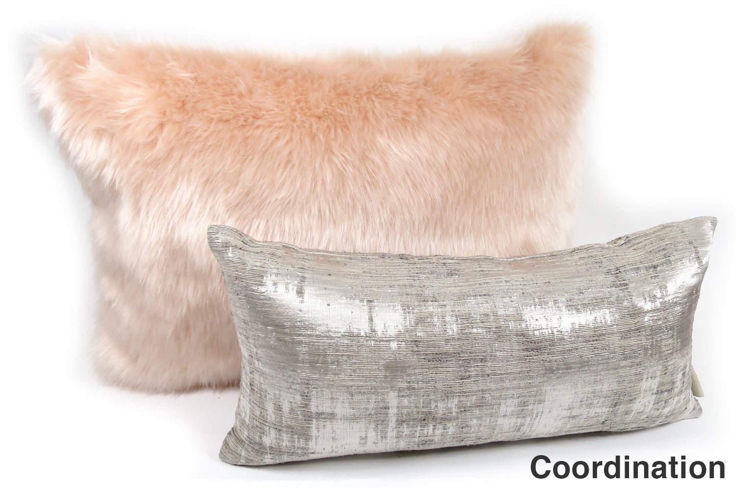 The EcoFur フォックス エコファー横長クッション シャーベットピーチ 60×38cm 中材付 - HOUSE OF JAPAN Shop