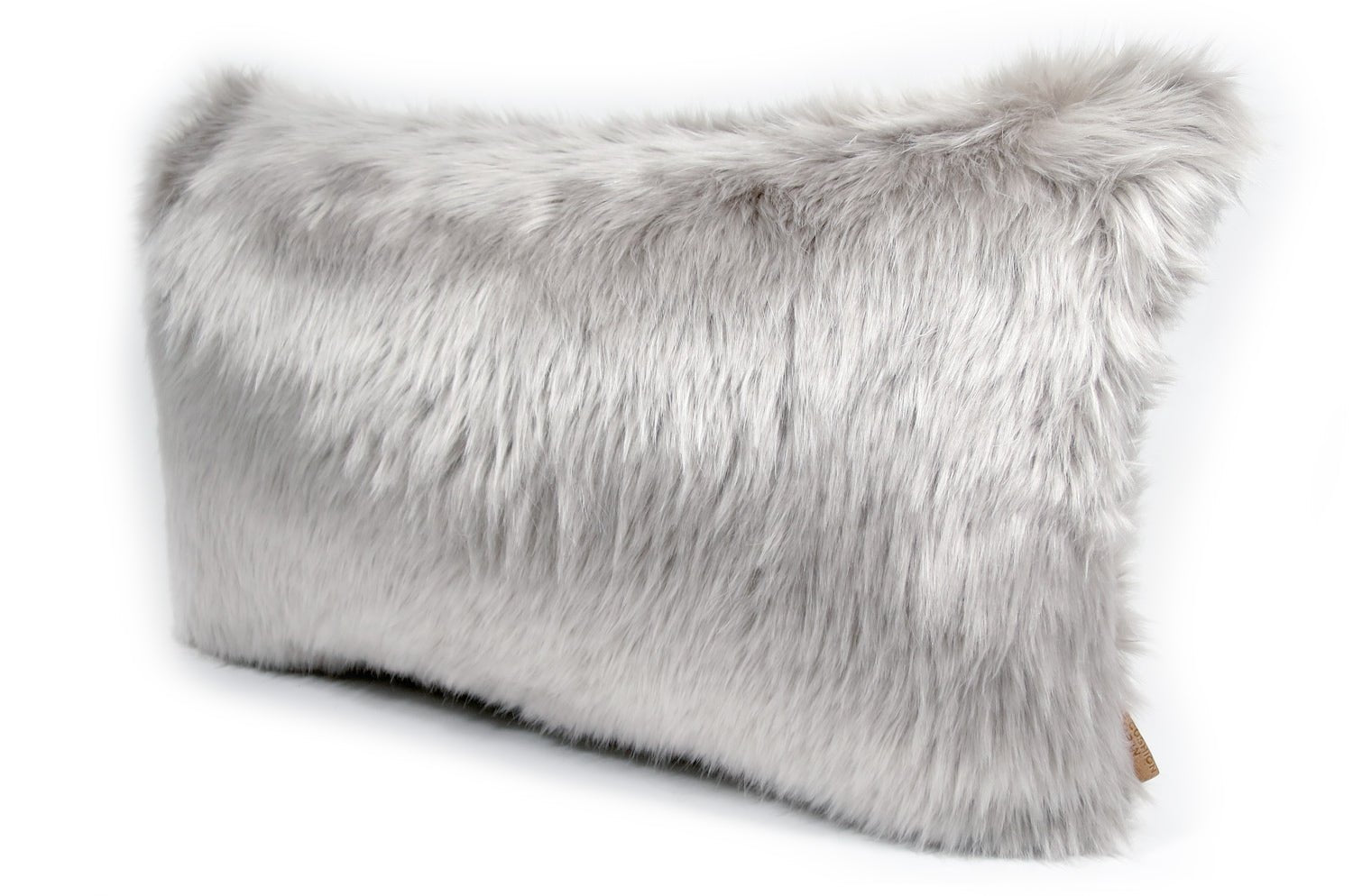 The EcoFur フォックス エコファー横長クッション シルバー 60×38cm 中材付 - HOUSE OF JAPAN Shop
