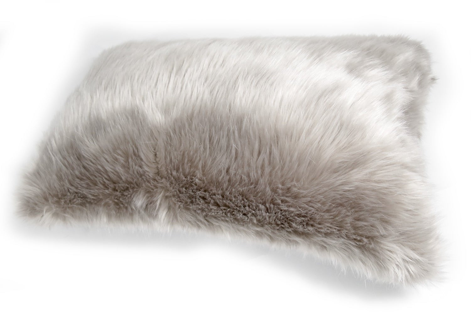 The EcoFur フォックス エコファー横長クッション シルバー 60×38cm 中材付 - HOUSE OF JAPAN Shop
