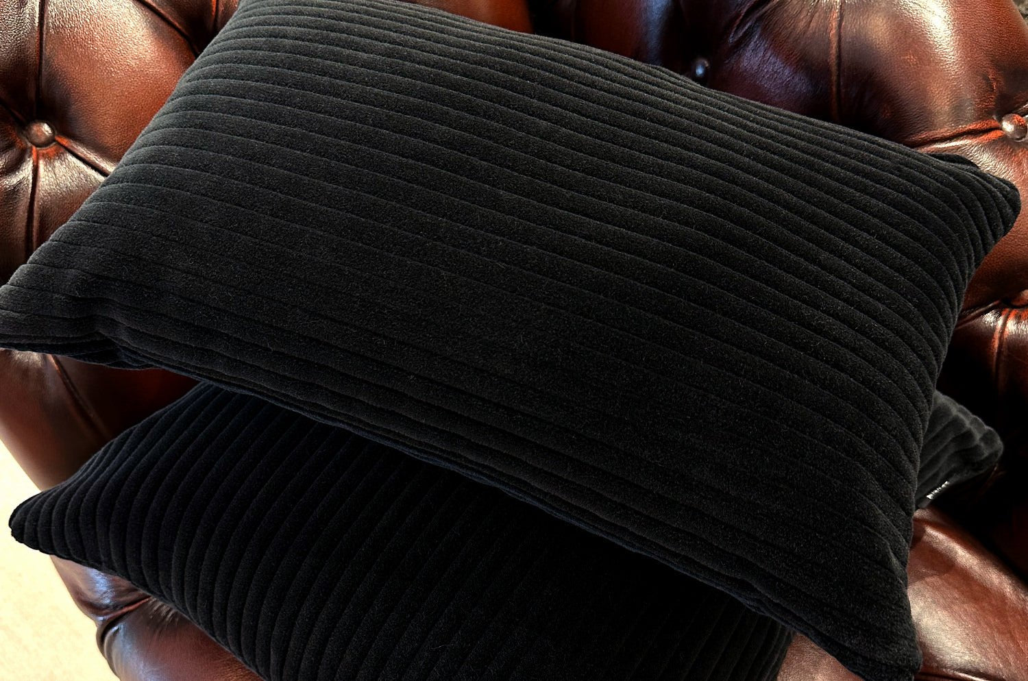 The EDGEMONT CORDUROY BLACK ラルフローレンファブリック コーデュロイクッション (ブラック) 48×30cm 中材付 - HOUSE OF JAPAN Shop