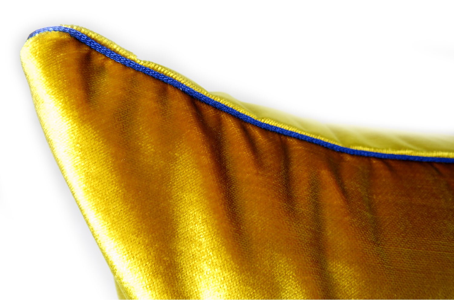 The ELITIS 艶ゴールドイエロー ベルベットクッション 66×35cm 中材付 - HOUSE OF JAPAN Shop