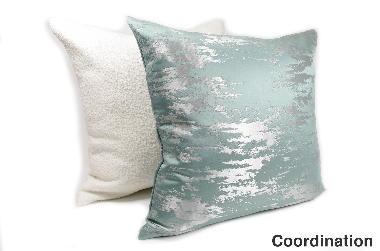 The FLAIR フレイ クッションカバー パウダースカイ 45×45cm - HOUSE OF JAPAN Shop