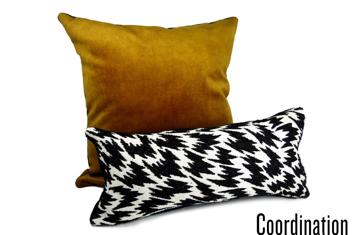 The Flash Monochrome by Kirkby Design x ELEY KISHIMOTO(イーリー キシモト)fabric 横長クッション 50×23cm 中材付 - HOUSE OF JAPAN Shop