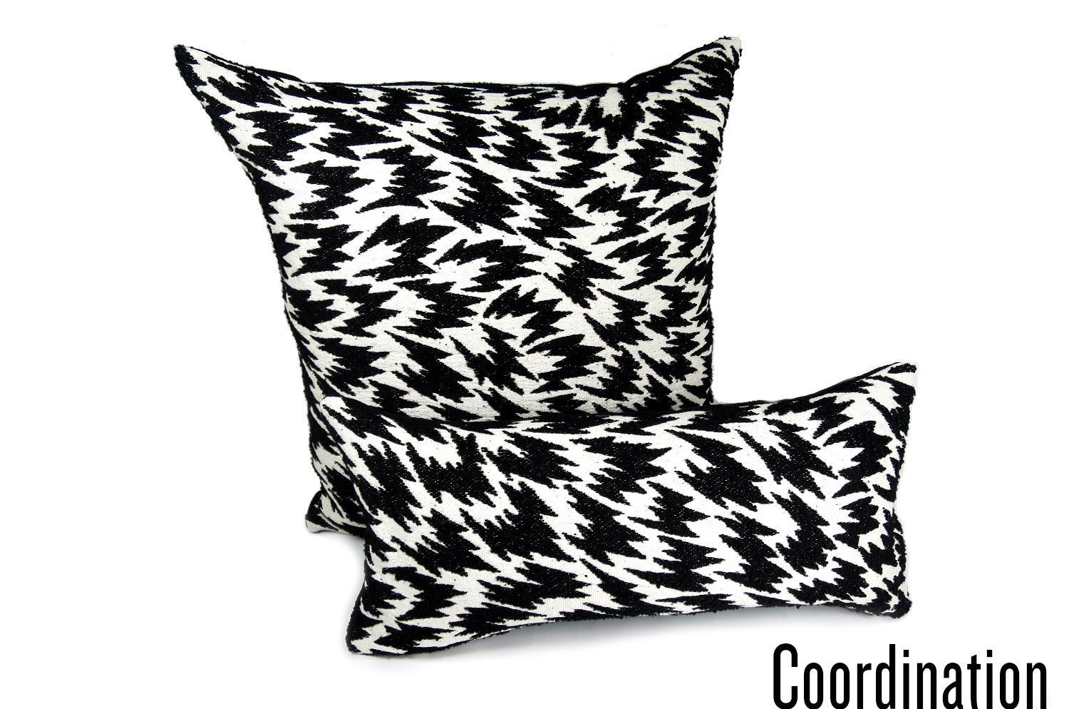 The Flash Monochrome by Kirkby Design x ELEY KISHIMOTO(イーリー キシモト)fabric 横長クッション 50×23cm 中材付 - HOUSE OF JAPAN Shop