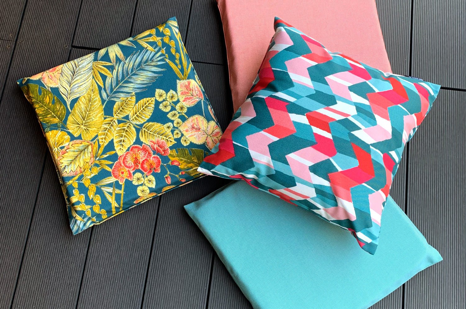 The Flash Multi Outdoor&Indoor fabric フラッシュマルチ 撥水クッションカバー 45×45cm - HOUSE OF JAPAN Shop