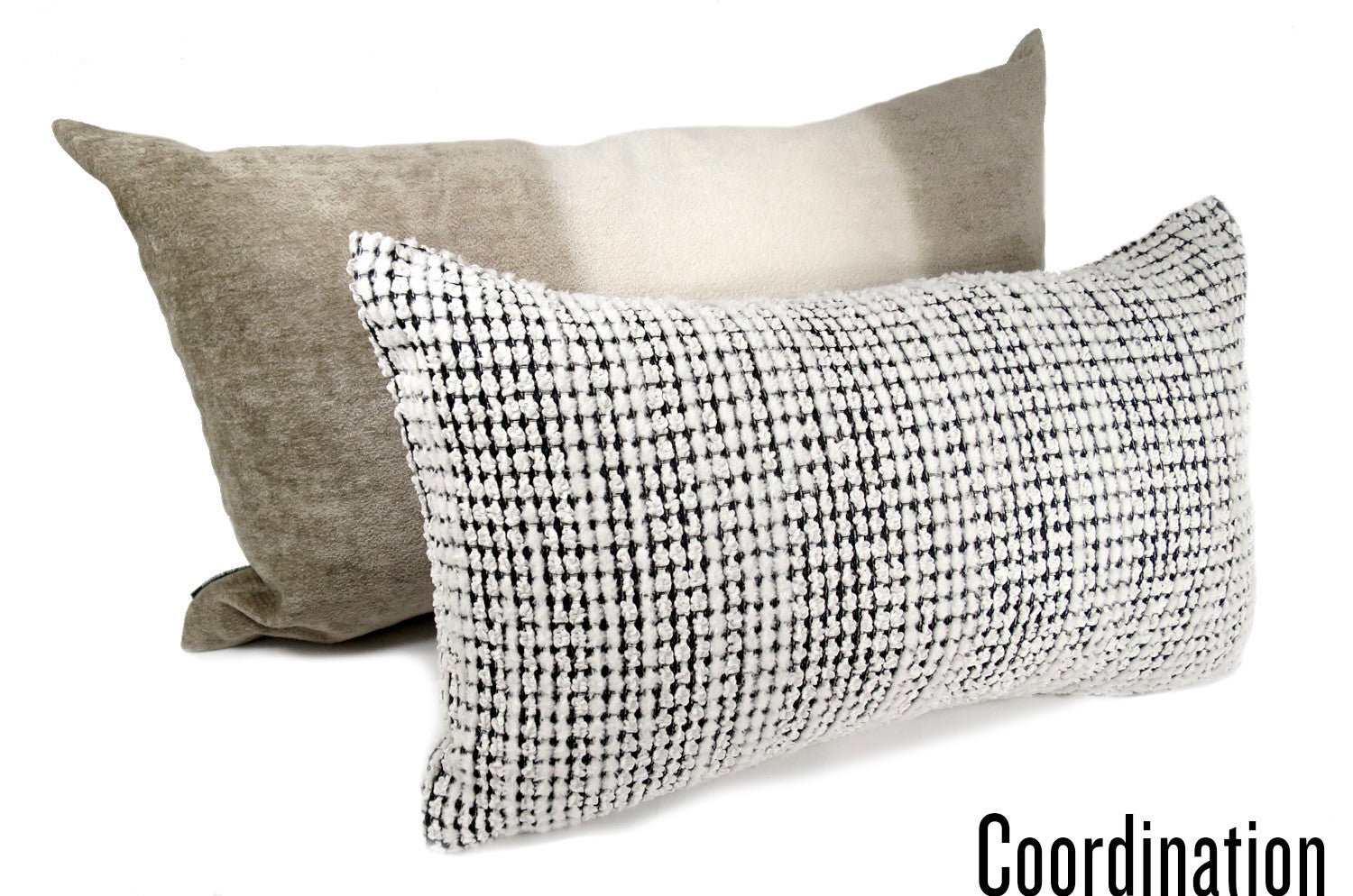 The Fluffiness フラッフィネス Black&white クッション 50×30cm 中材付 - HOUSE OF JAPAN Shop