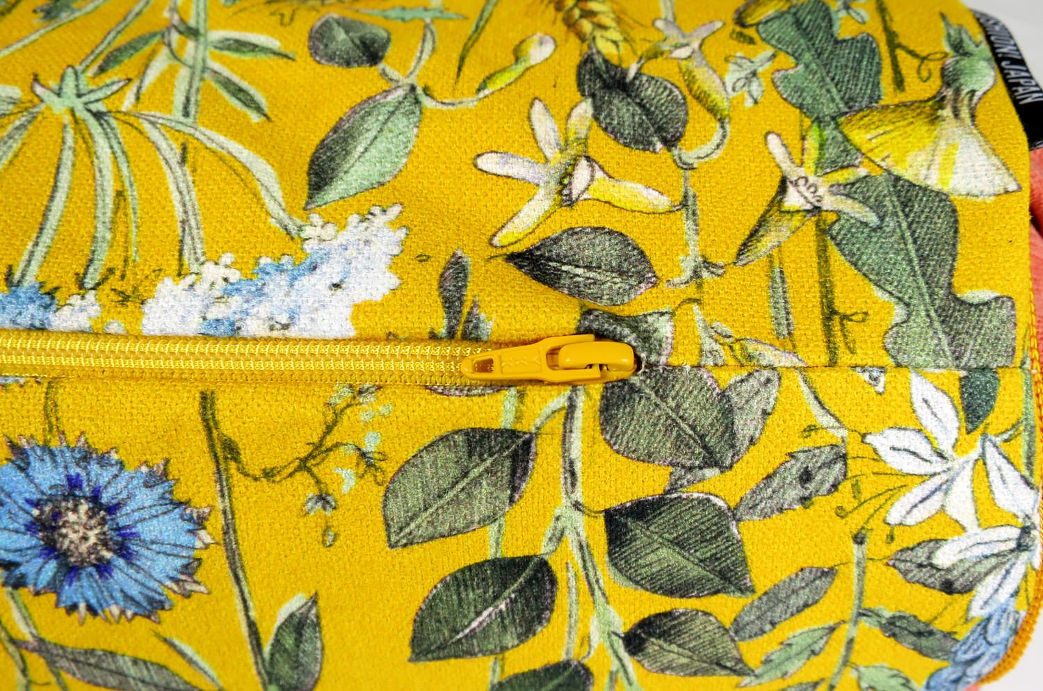 The FOND JAUNE 黄色の背景 フランス製コットン ボルスター クッション(オレンジ) 50×16Φ 中材付 - HOUSE OF JAPAN Shop