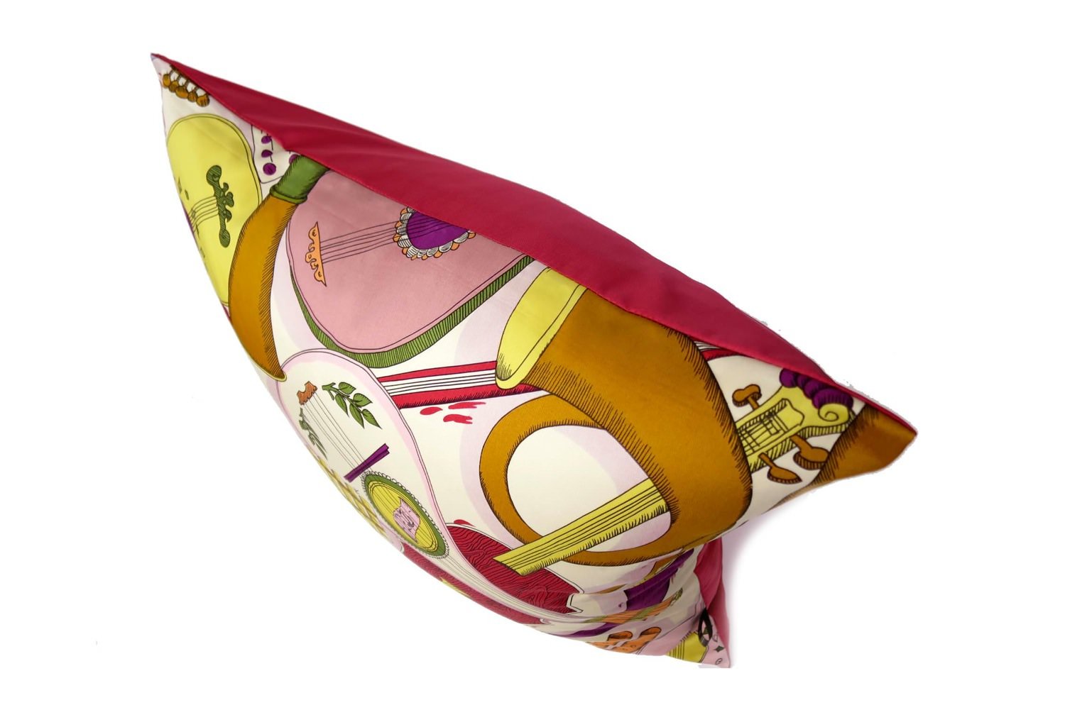 The Fornasetti ピエロフォルナセッティ&ジムトンプソンファブリック楽器柄ヴィンテージクッション ベージュNo.01 50×50cm 中材付 - HOUSE OF JAPAN Shop