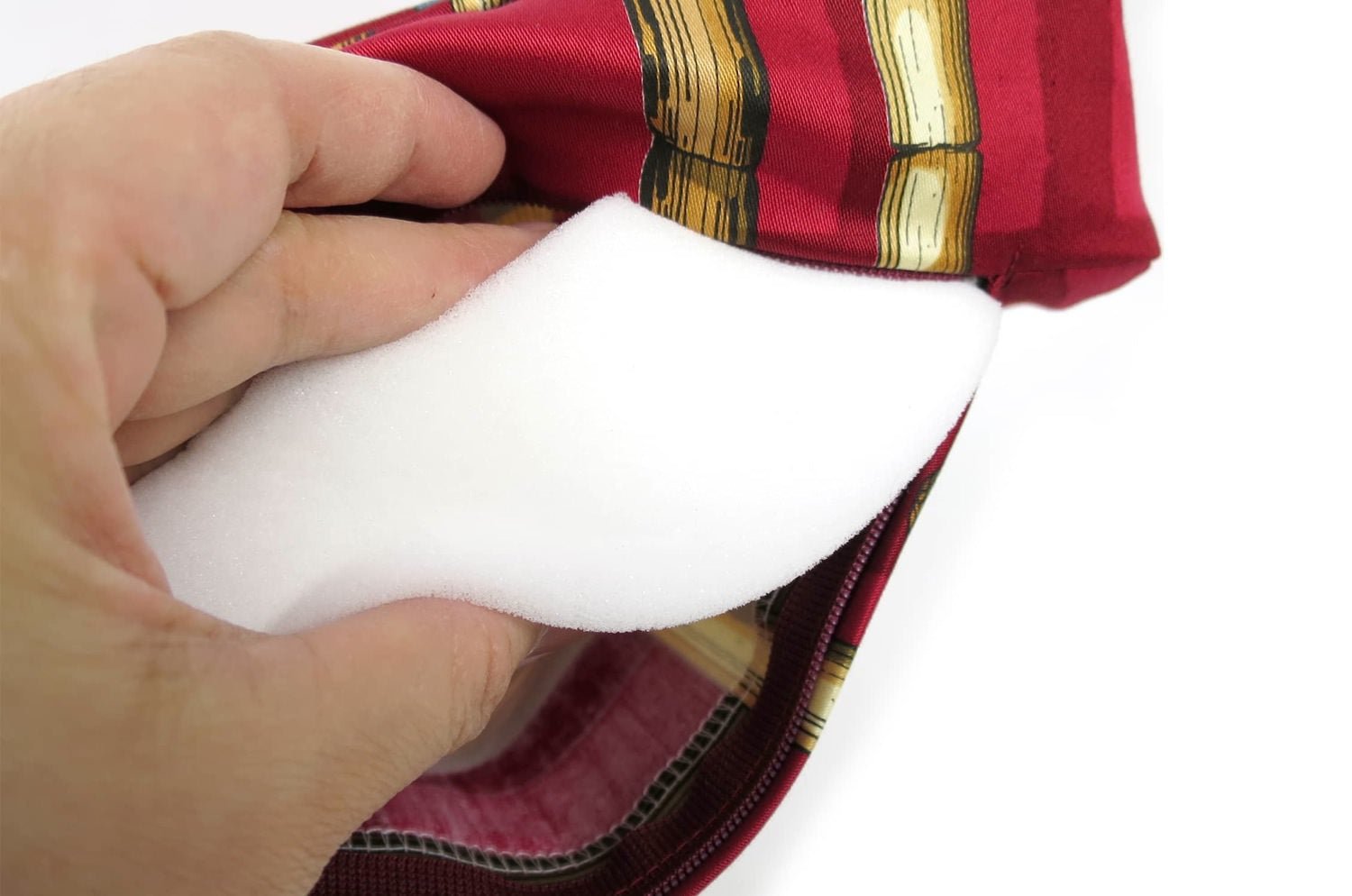 The Fornasetti ピエロフォルナセッティ Silk ヴィンテージファブリック低反発シートクッション I BASTONIレッドデザイン 40×40×5cm 中材付 - HOUSE OF JAPAN Shop