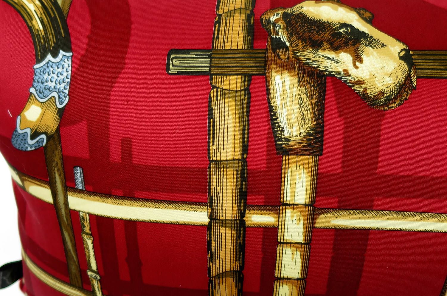 The Fornasetti ピエロフォルナセッティ Silk ヴィンテージファブリッククッション I BASTONIレッドデザイン 45×30cm 中材付 - HOUSE OF JAPAN Shop