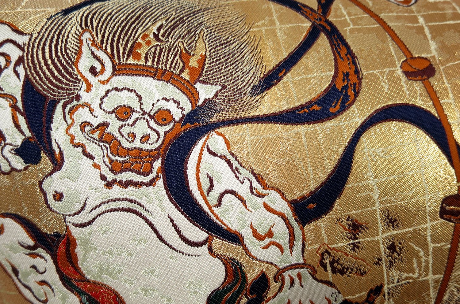The Fujin Raijin 風神雷神図 西陣織 ビッグクッション 76×36×5cm 中材付 - HOUSE OF JAPAN Shop